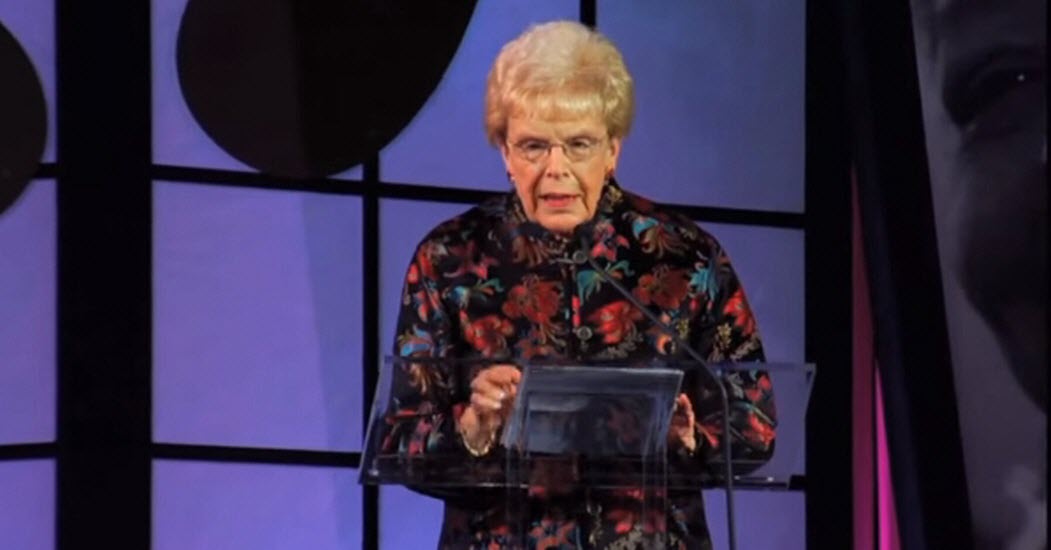 They Thought Her Prayer Was Over – Viral Videos Gallery