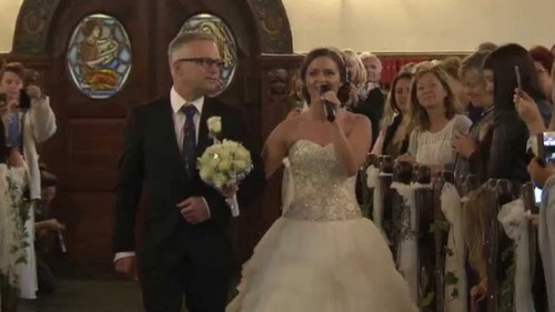 Bride Sings You Raise Me up While Walking Down the Aisle - Viral Videos ...