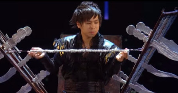 Japanese Magician Surprises The Judges With Amazing Act – Viral Videos